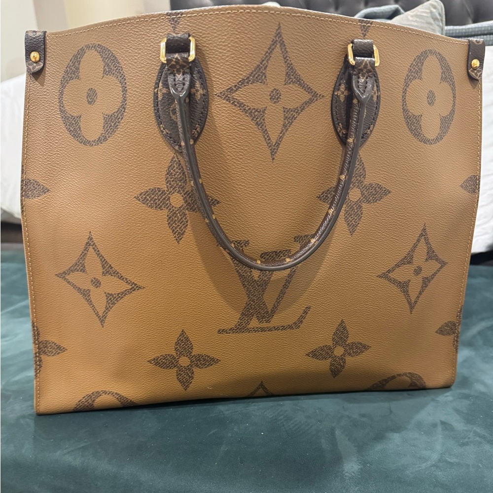 Louis Vuitton On The Go Brown Monogram Tote Large - Picture 3 of 6